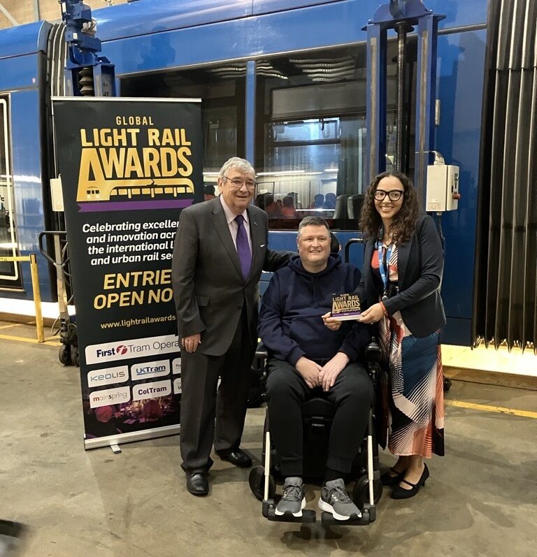 Gavin receives Judges Special Award from GLRA