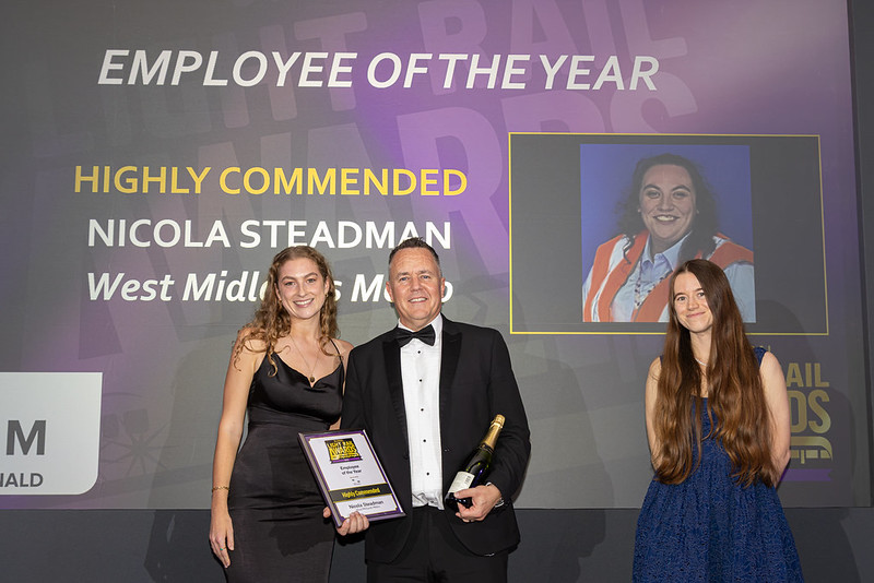 Metro wins international awards.